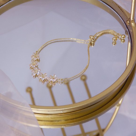 NEW 14K Gold Plated Diamond Flower Bracelet - Picture 10 of 10